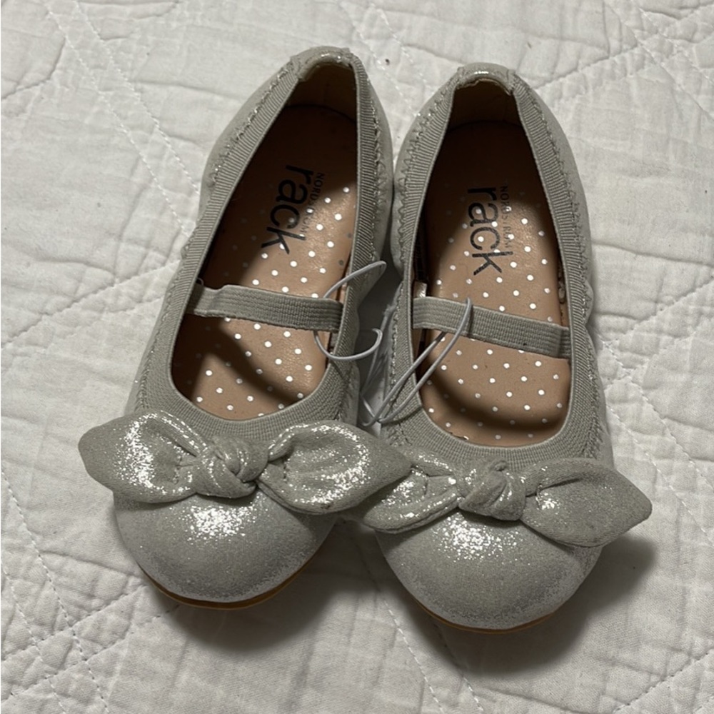 Nordstrom Rack Girls Shoes Size 8